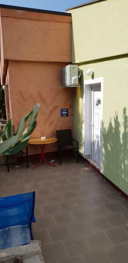 ריבריצה Apartments Vesna מראה חיצוני תמונה